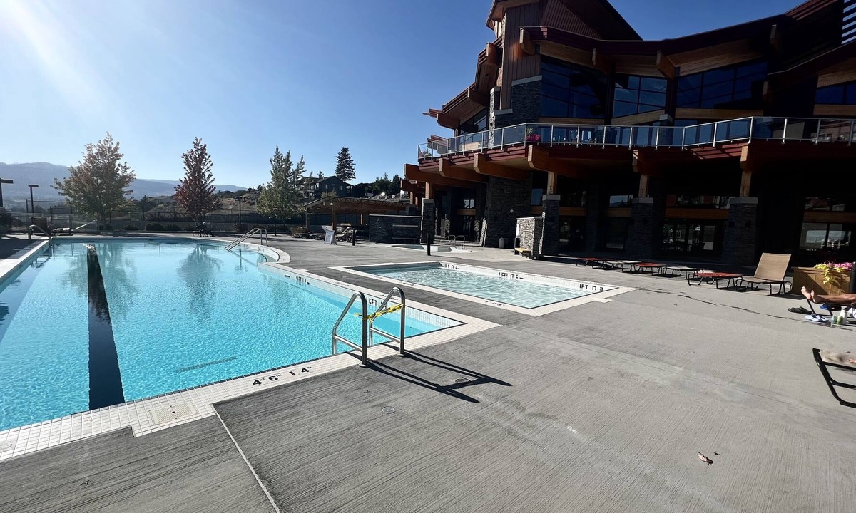 Westbank Apartment | 1 bed 1 bath at stunning copper sky