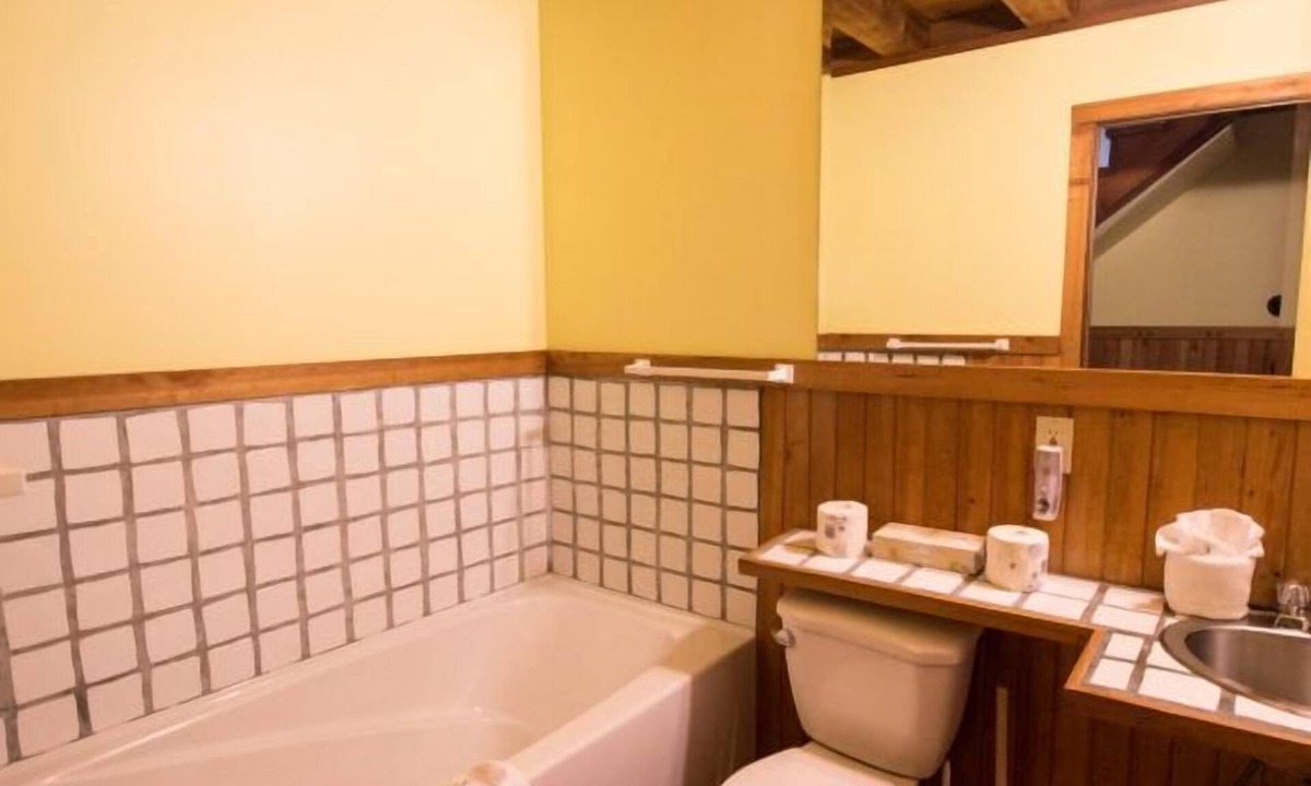 Ucluelet Cottage | 1 Bed A - Cozy 2 Story Cottage Walking Distance to Two Beaches
