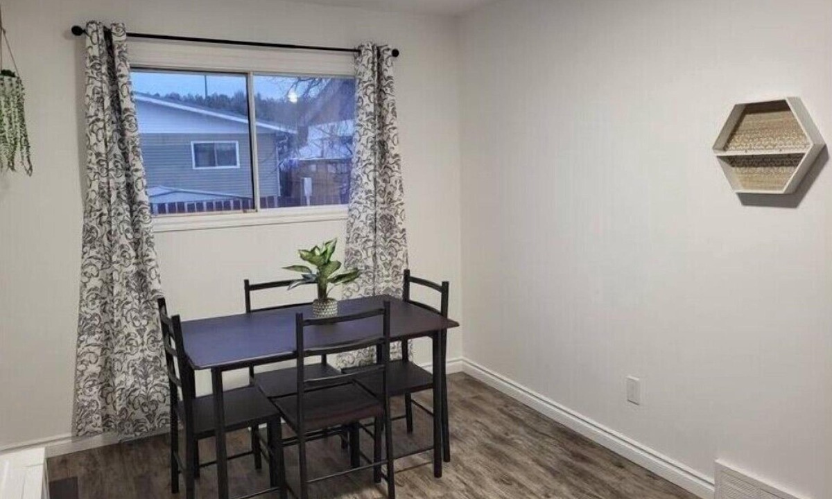 Cranbrook Apartment | 2 bdrm apt 716 23a Ave n Cranbrook BC unit Bn