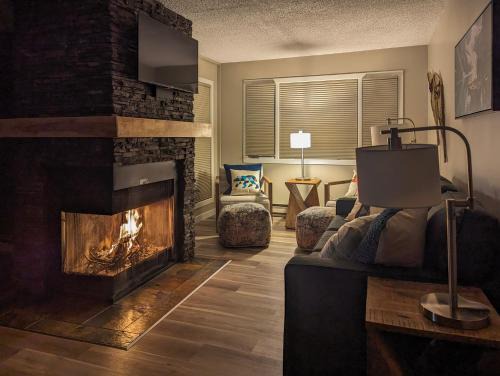 Panorama Apartment | 2 Bedroom and Wall Bed Mountain Getaway Ski In Ski Out Condo with Hot Pools Sleeps 8