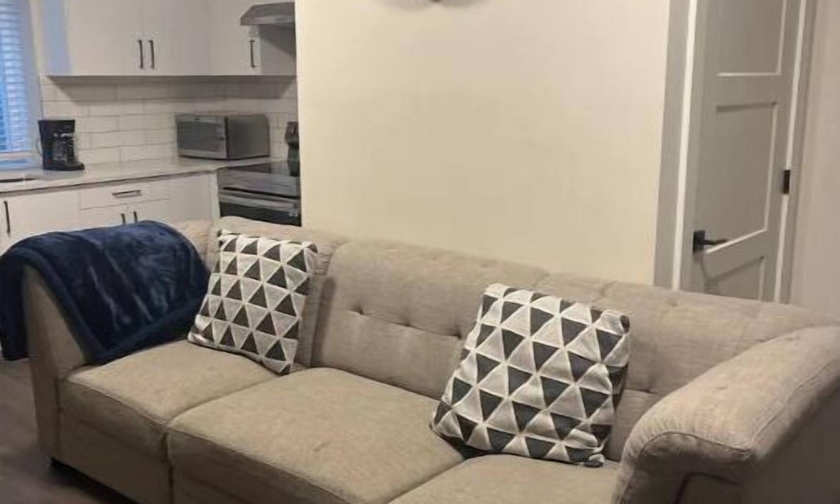 Kamloops House | 2 BR Guest suite near TRU