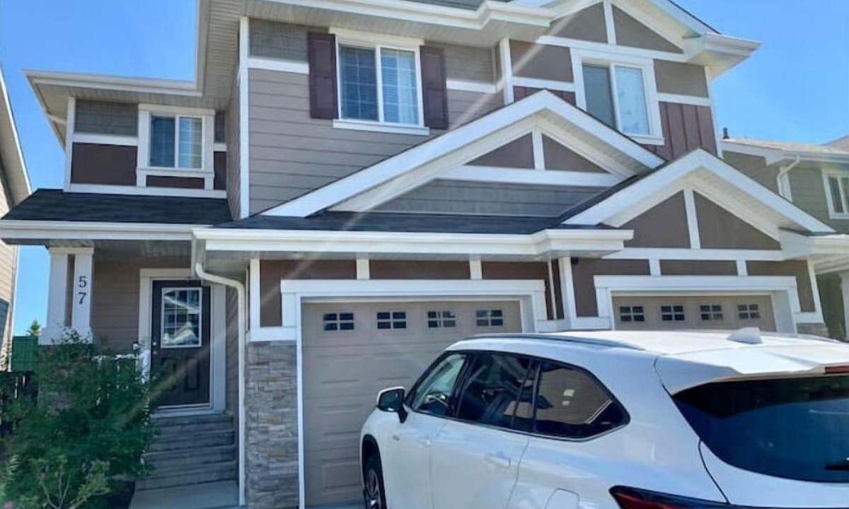 Sherwood Park House | 3 BHK+2.5BATH Luxury Home in Sherwood Park