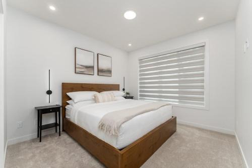 North Central Edmonton House | 3BR Home Near Rogers Place & NAIT with Garage Parking