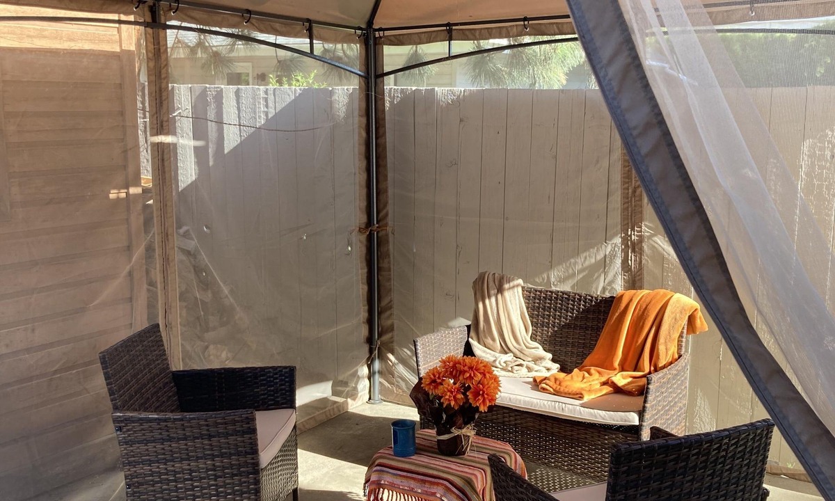 Rutland House | Adorable full suite with private entrance