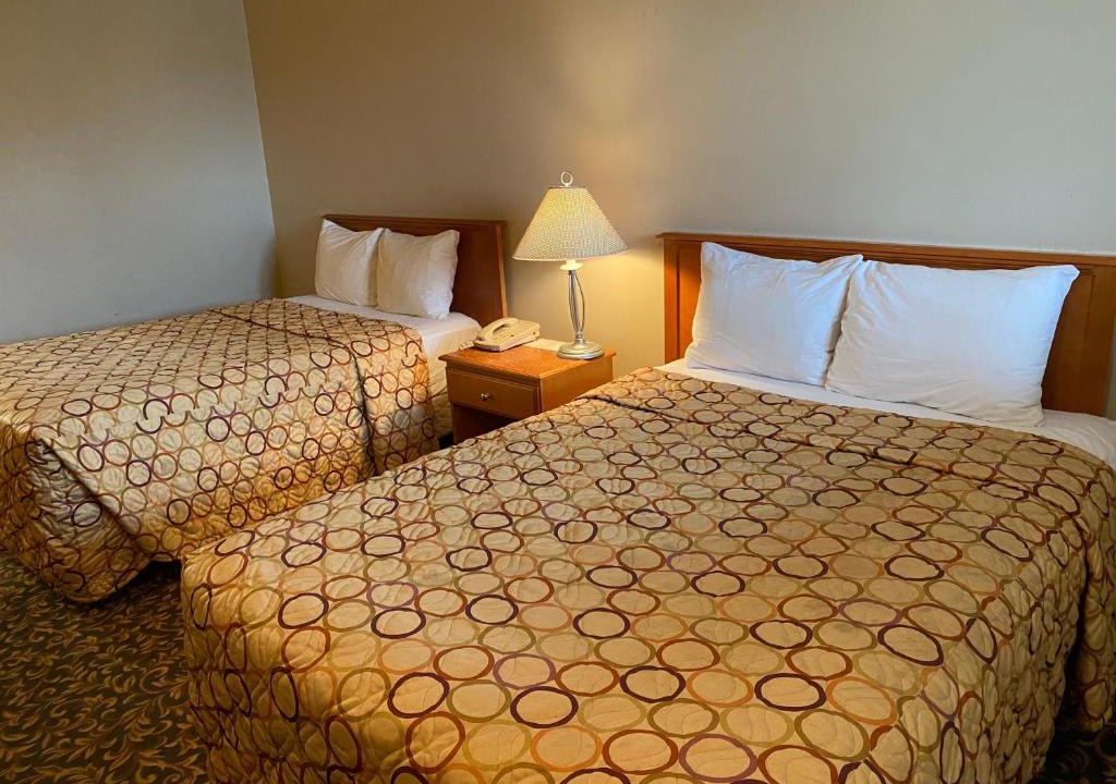 Drayton Valley Hotel | Aspen Motor Inn