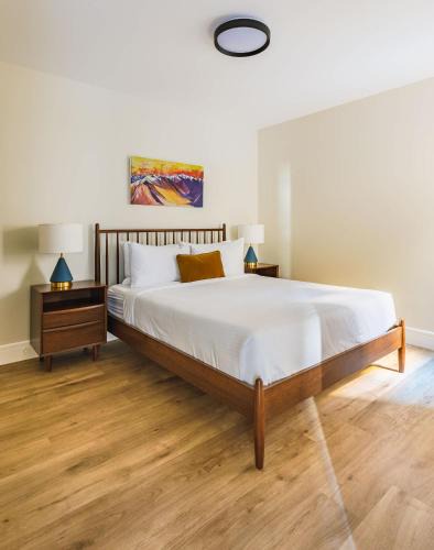 Teepee Town House | Aurora Lite - Brand new suite with private entrance