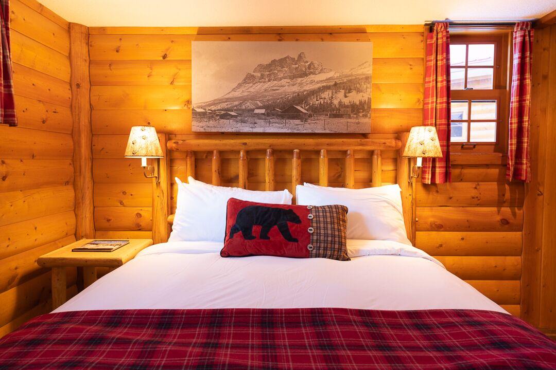 Lake Louise Cabin | Baker Creek | Superior Two Bedroom Cabin