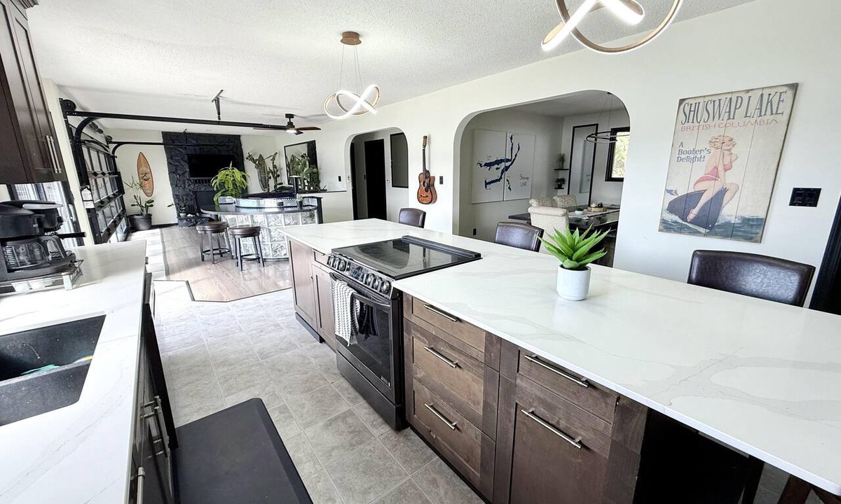 Anglemont House | Beach, please - Waterfront - Shuswap Vacations & Sledding Accommodation