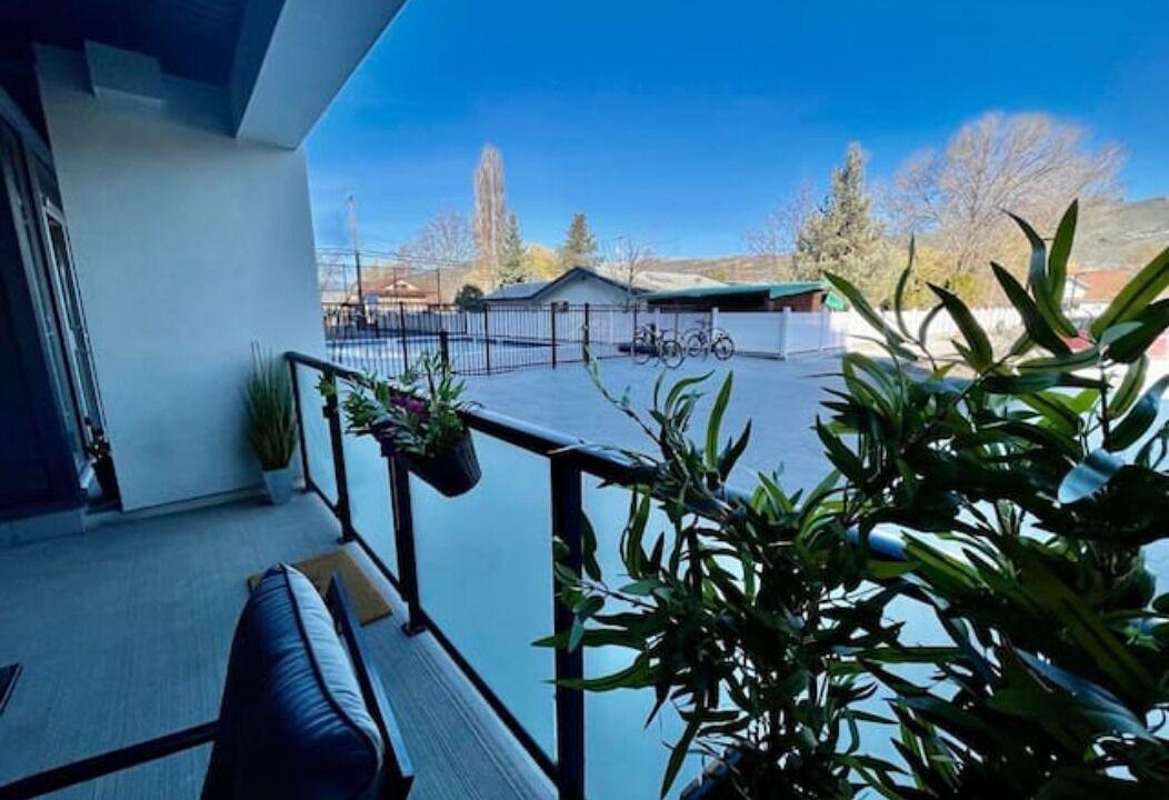 Vernon Condo | Beachside, cozy studio