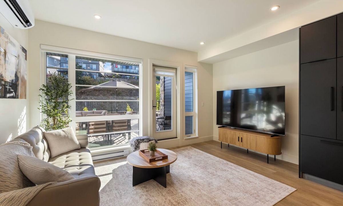 Langford Condo | Bear Mountain Retreat | AC | 400 Sq Ft Patio | Golf & Resort-Style Amenities