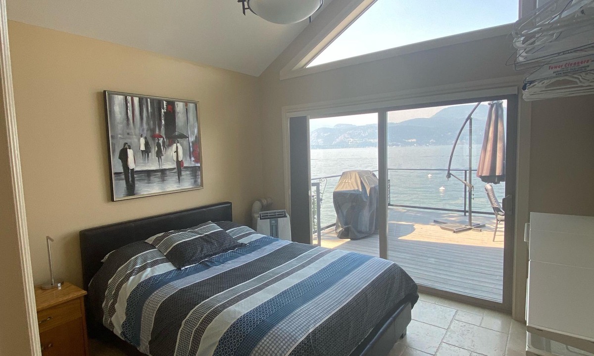 Blind Bay House | Beautiful Blind Bay Waterfront Home !