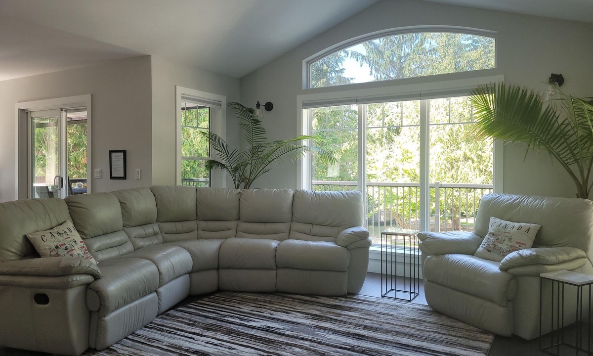 Halfmoon Bay House | Beautiful home 5 minutes to hiking, biking and beaches.