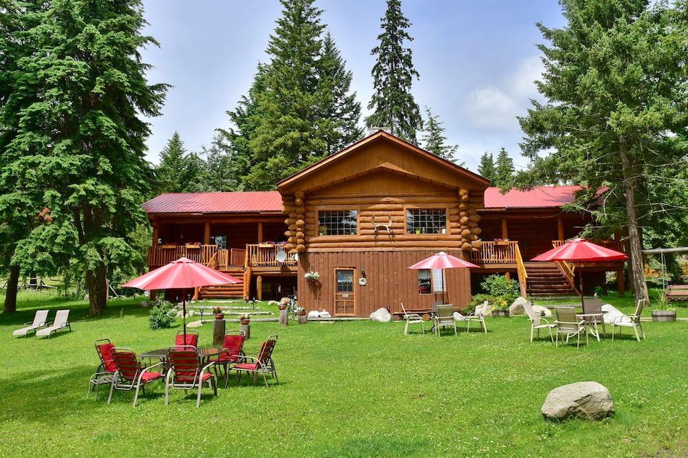 Deka Lake House | Best place for trail rides and canoeing / fishing