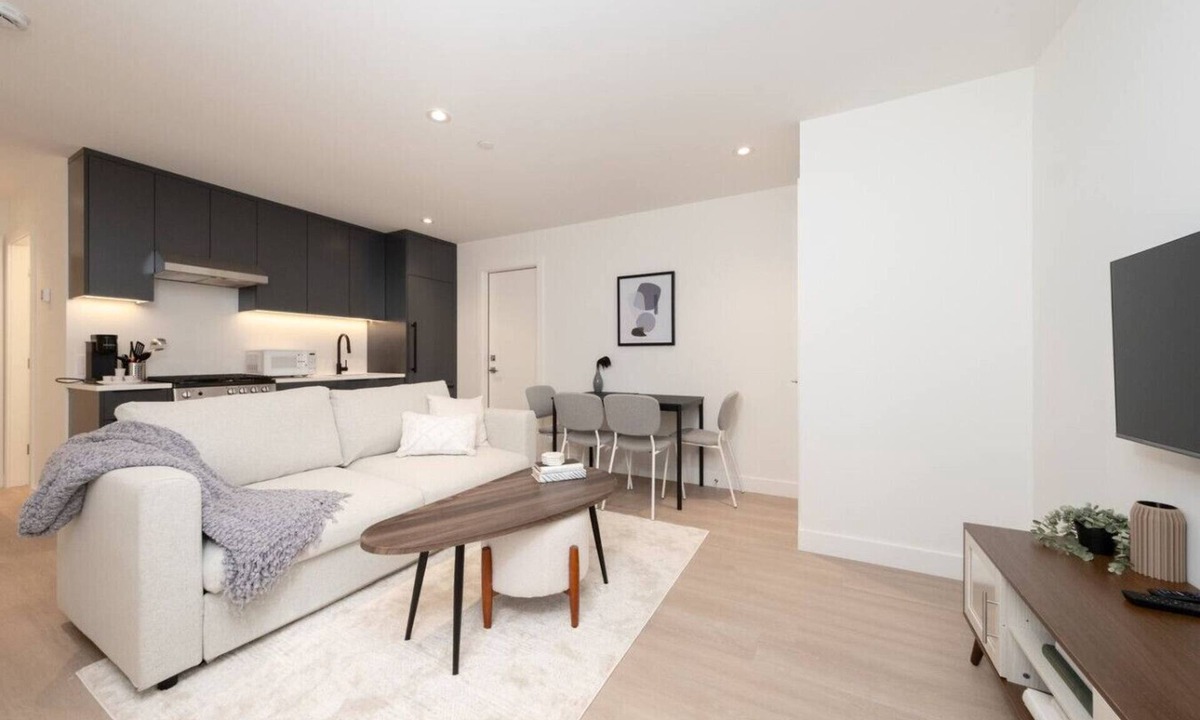 West Vancouver House | Brand New Cozy Suite near Collingwood School