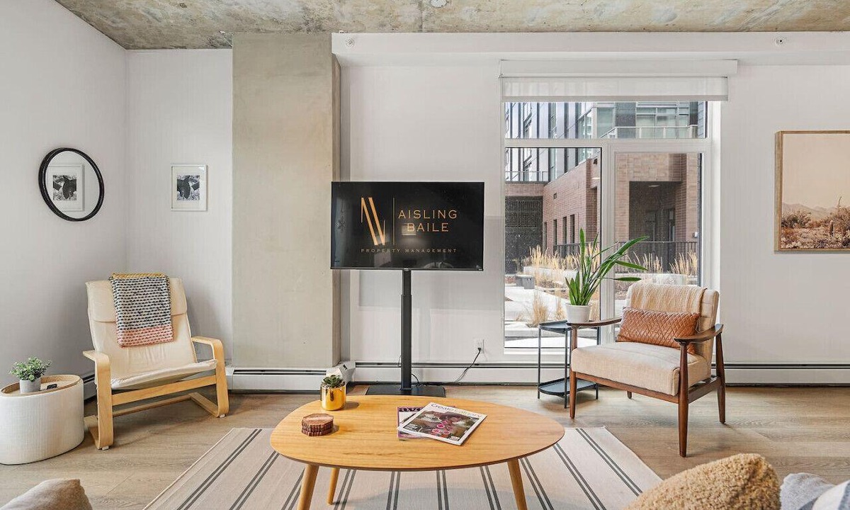 Bridgeland Apartment | Bridgeland Loft | Downtown | Modern | Pet Friendly