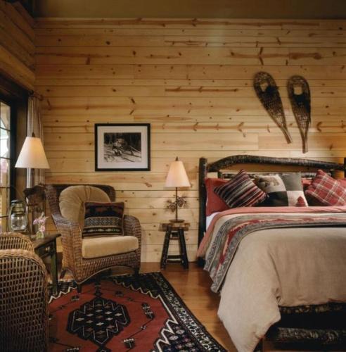 Field Cabin | Cathedral Mountain Lodge