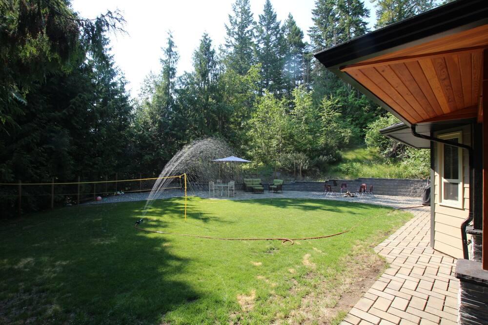 Blind Bay House | Cottage-Comfort-Private Bathroom-Forest View-Hidden Gem