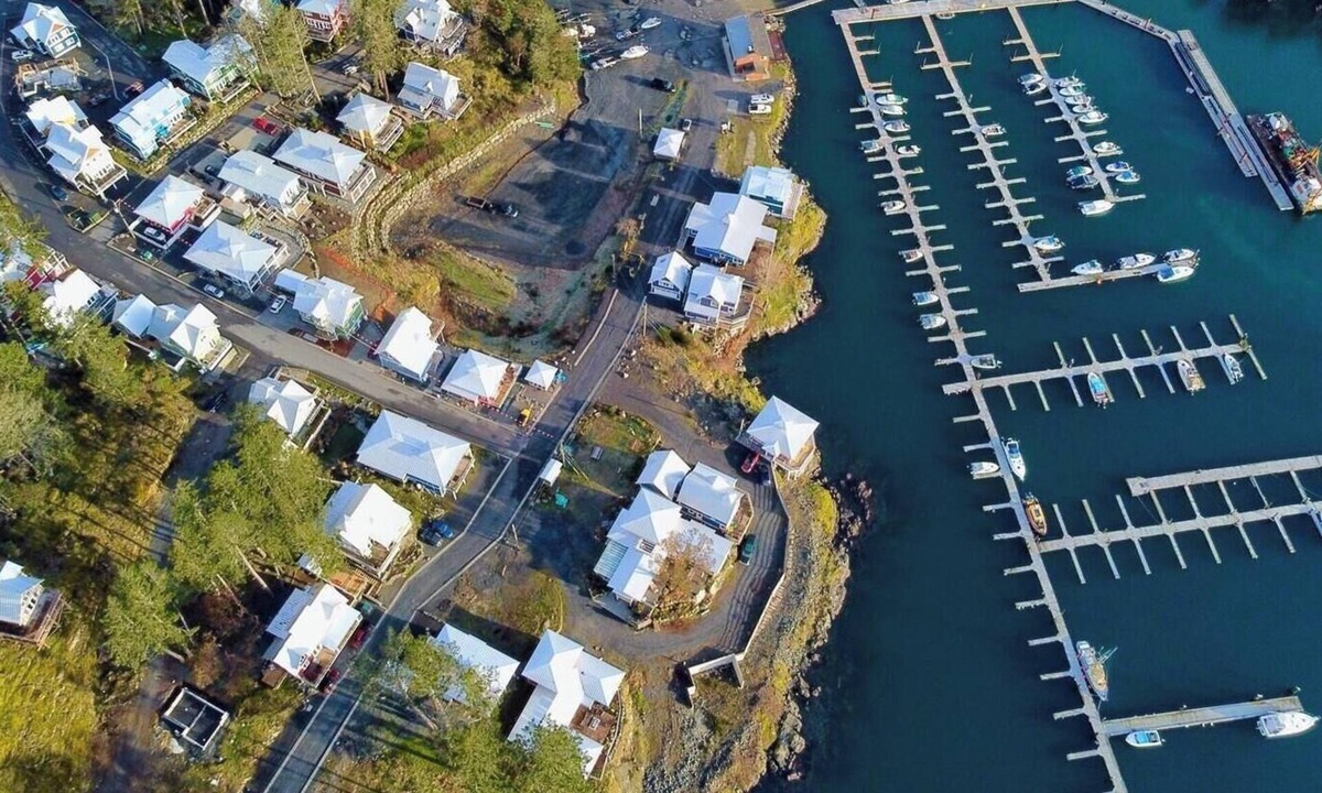 Sooke Apartment | Cozy Ocean Gateway Guess Suite on Spirit Bay w/full kitchen. Pet-Friendly!
