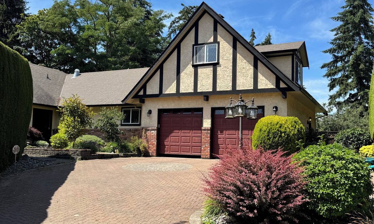 Saanich Apartment | Cozy, Private & Newly Renovated Retreat Near Everything Victoria Has to Offer!