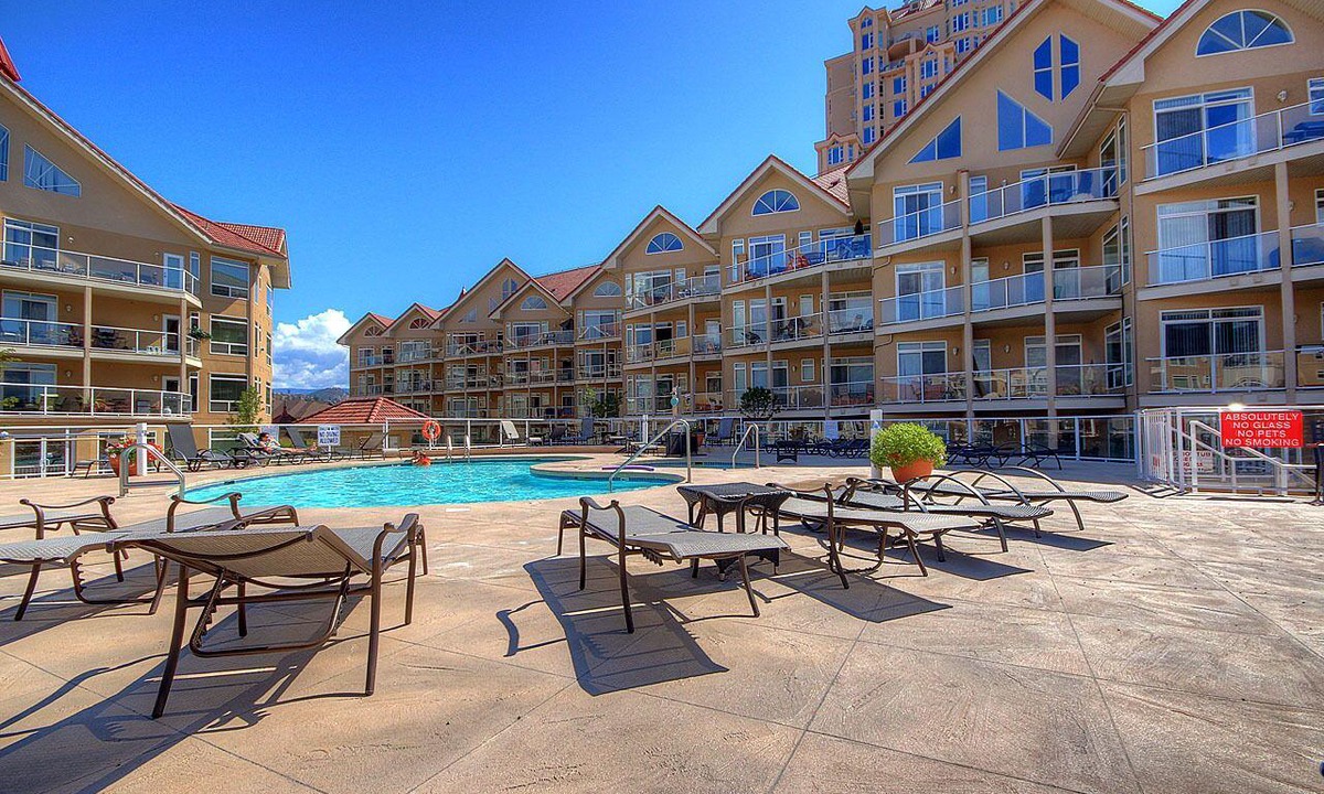 North End Condo | Discovery Bay #537