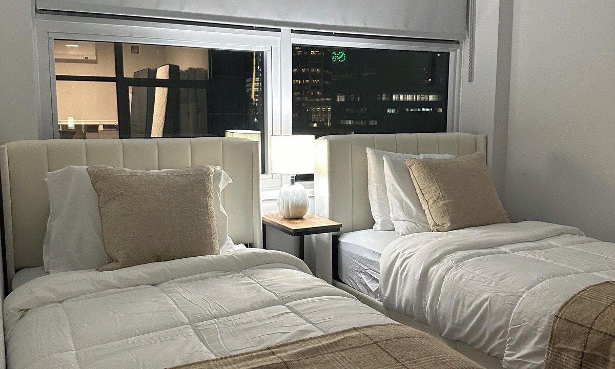 Crosstown Apartment | Downtown center (new) Waterfront Apartment (Long-term stay only)