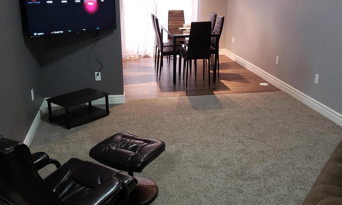 Mayerthorpe House | Entire 3 bdrm completely supplied house with garage!