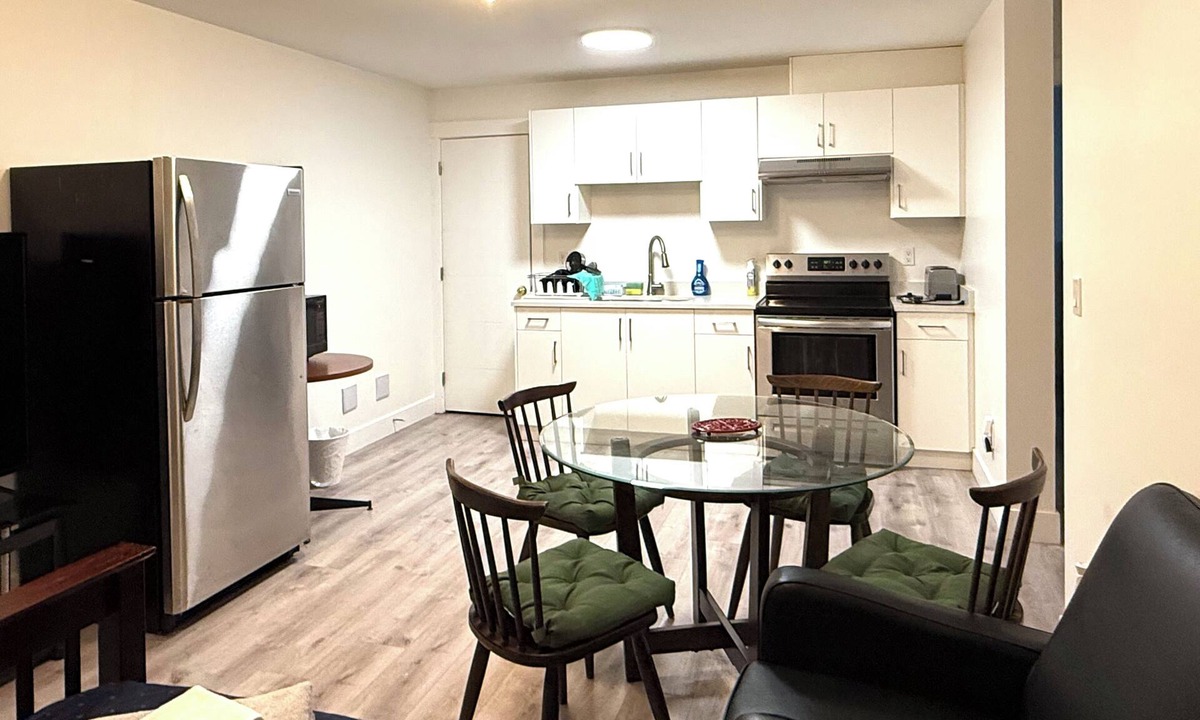 Fleetwood House | Entire two bedroom basement unit In Surrey Fleetwood area