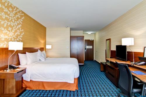 Kamloops Hotel | Fairfield Inn & Suites by Marriott Kamloops