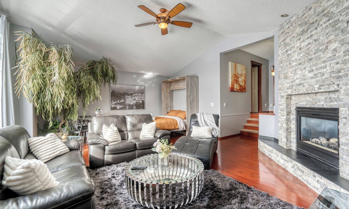Bridlewood House | Family-Friendly 2BR w/Rec Room & 3 Beds -AC
