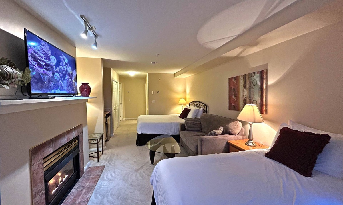 Quail Ridge Apartment | Family Studio - 202B