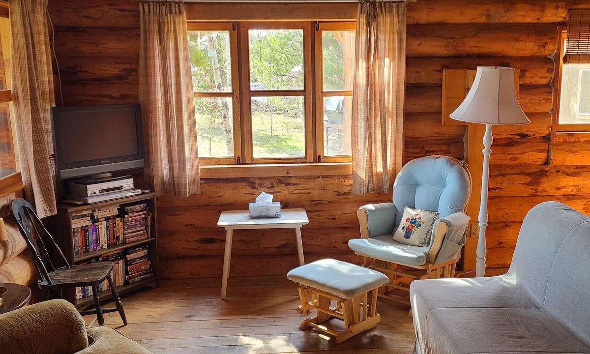 Thompson-Nicola Regional District Cabin | Fun Family Cabin