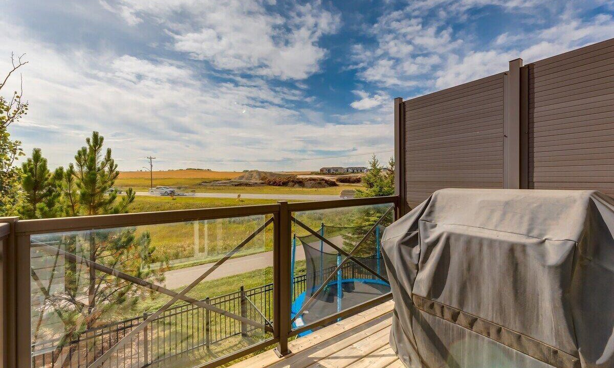 Airdrie House | "Ginger" 3 bed Family Airdrie Home