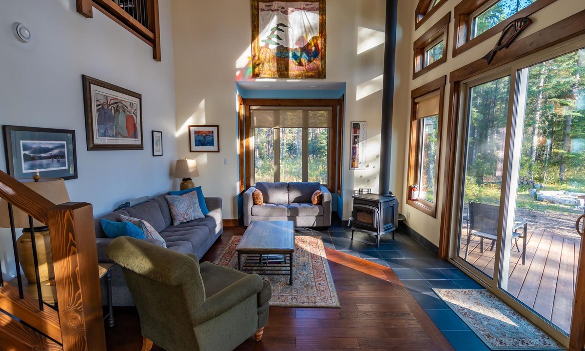 Golden Ski Chalet | Goat Mountain Chalet in the beautiful Blaeberry Valley