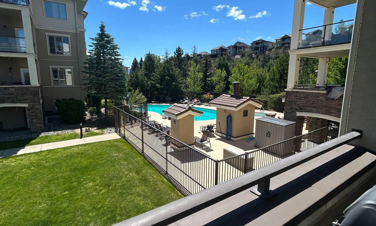 Quail Ridge Apartment | Golf Course Family Suite: Pool & Hot Tub - 1422