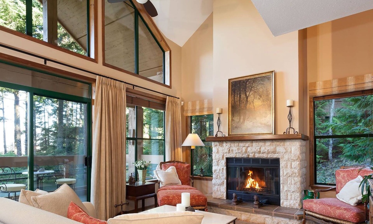 Whistler Village House | Golf Season Deal, Summer Early Bird, Mountain Chalet, Steps To Village