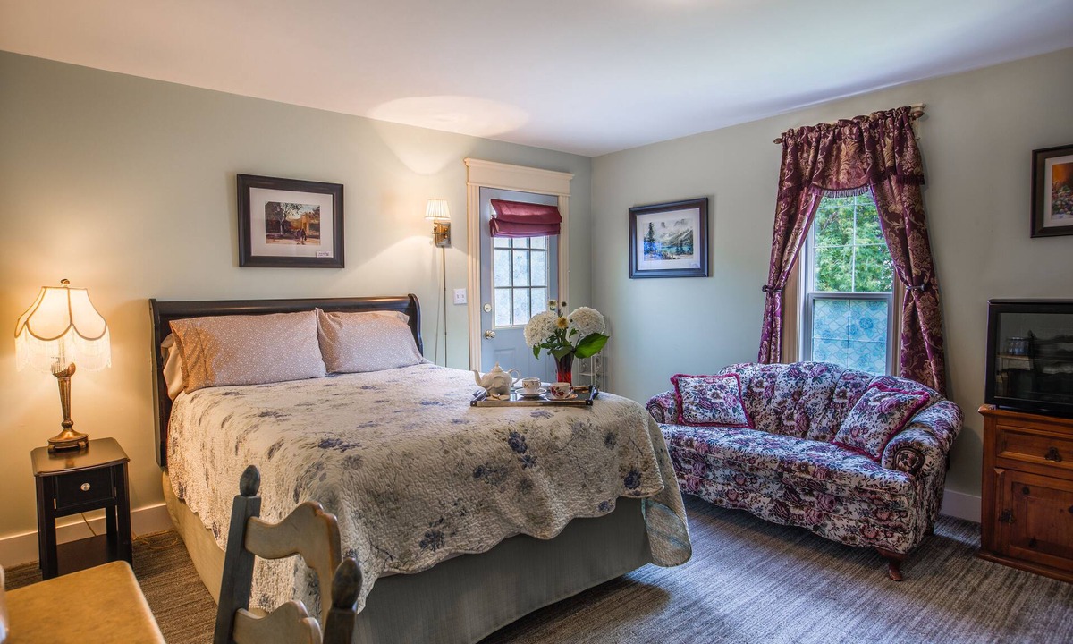 Drumheller Hotel | Heartwood Inn