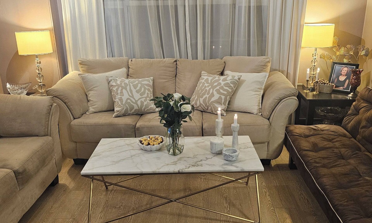 Port Coquitlam House | Hidden Gem Memorable Stay Home