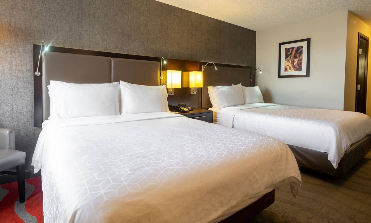 Nisku Hotel | Holiday Inn Express & Suites Edmonton International Airport by IHG