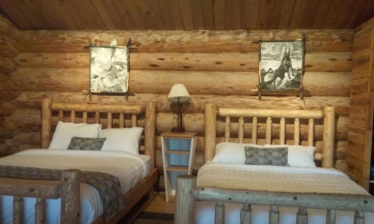 Clearwater Cabin | Journey to the Wild West of Wells Gray Provincial Park