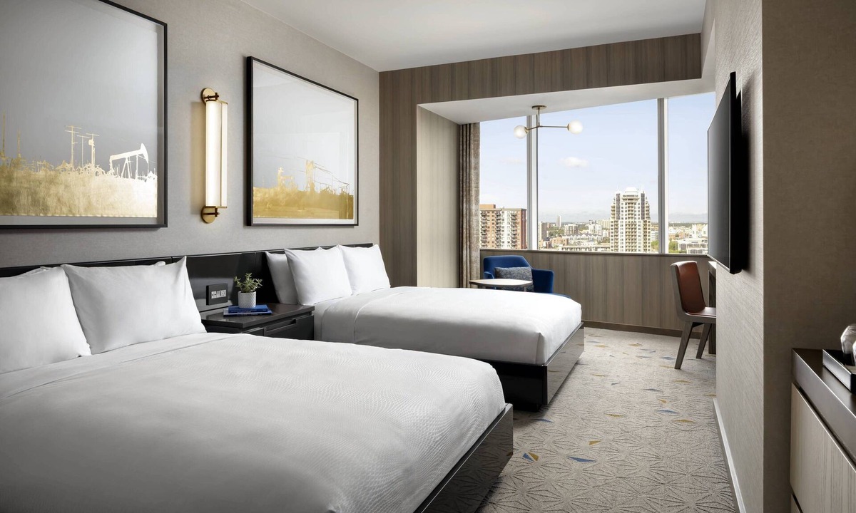 Downtown Edmonton Hotel | JW Marriott Edmonton ICE District