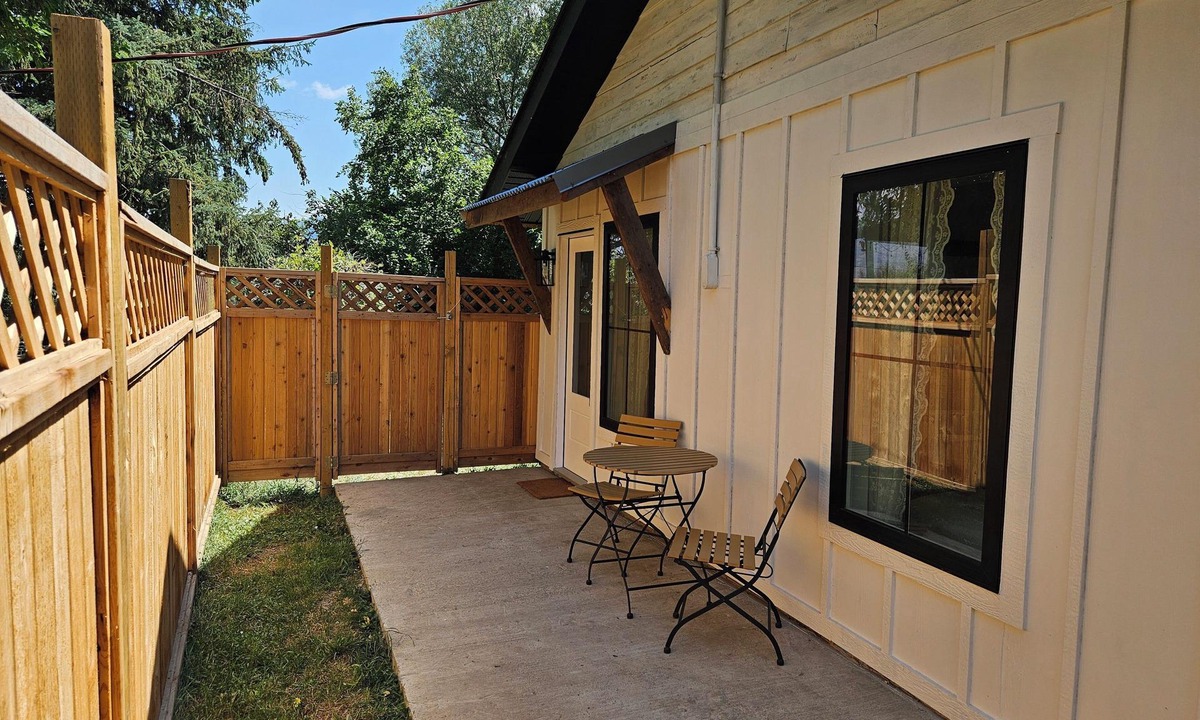 Grand Forks Other | Kootenay Farmhouse Suite