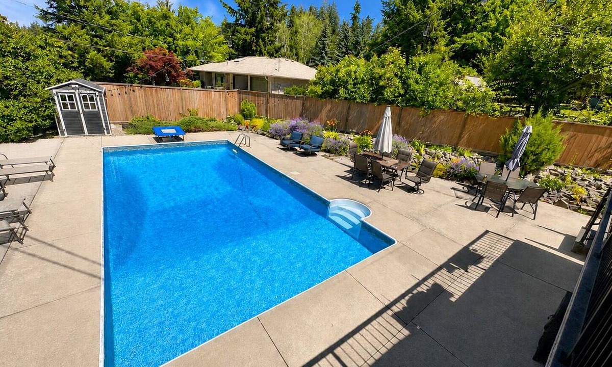Salmon Arm House | Lake & Mountain View Home with Pool. Close to everything Salmon Arm has to offer