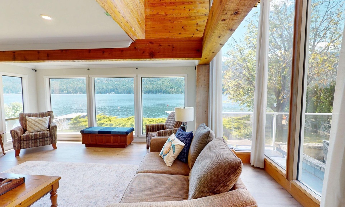Christina Lake House | Lakefront home w/private dock, buoy, fire pit, deck, BBQ, WiFi & enclosed yard