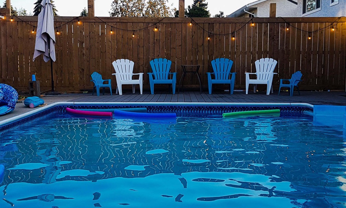 Rutland House | Legal Vacation Rental, Your home away from home in orchard and wine country.