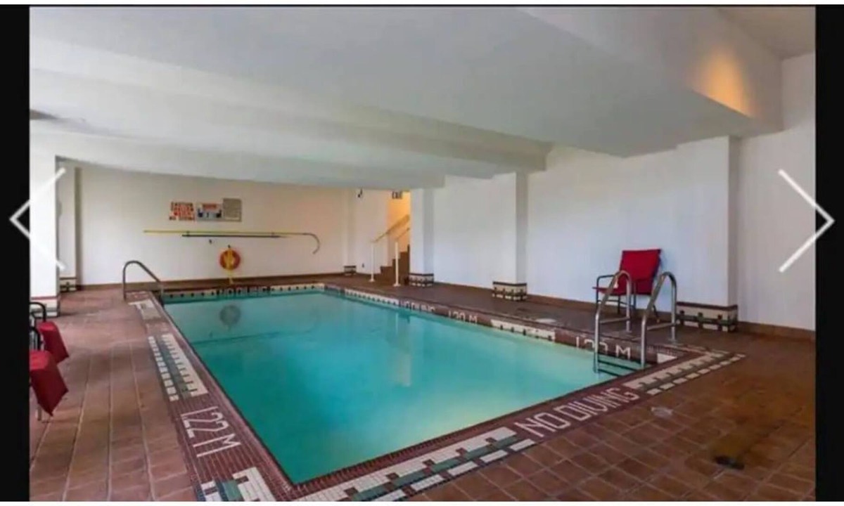 Yaletown Condo | Location! location! Beautiful condo in the heart of Yaletown
