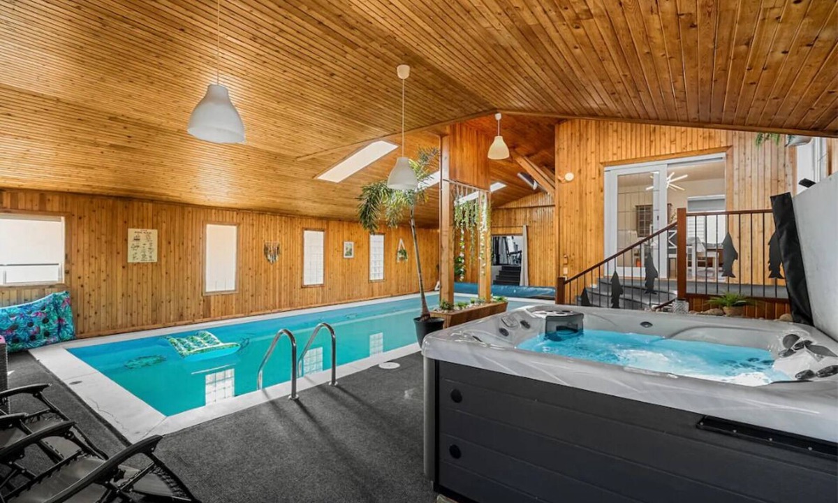 Canyon Meadows House | Luxe Paradise - Indoor Pool, Hot tub, Sauna, Gym !