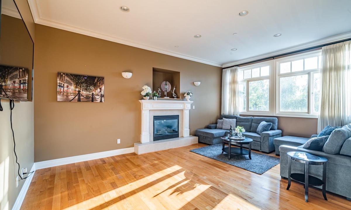 Shaughnessy House | Luxurious Mansion With Gym & HotTub - Central West Vancouver