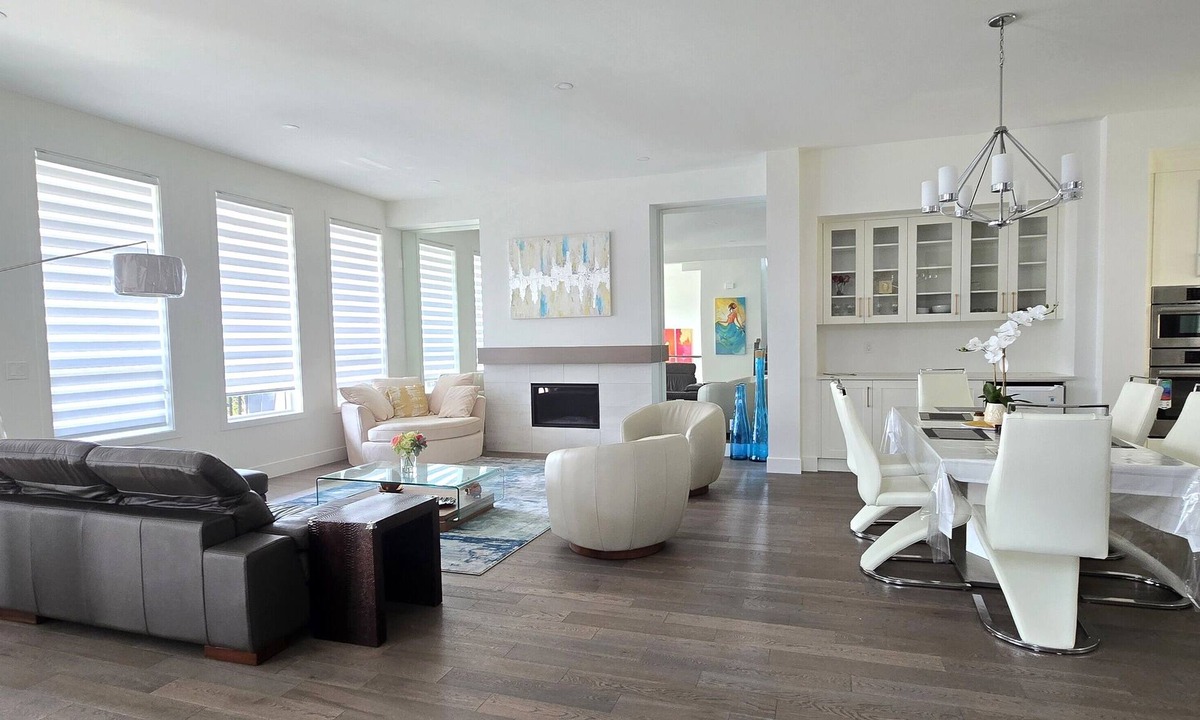 Burke Mountain House | Luxury Mountain Retreat | Beautiful Zen Interiors | Minutes to Transit