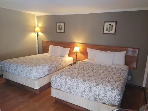 Creston Hotel | Magnuson Hotel Creston
