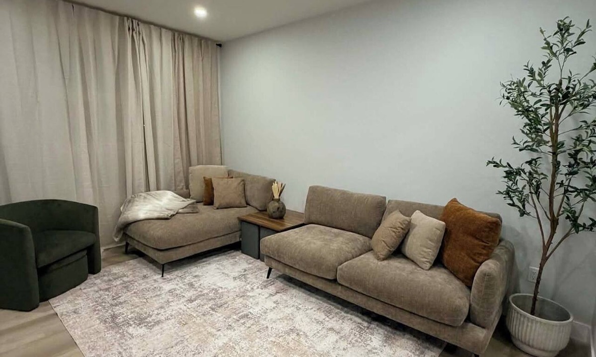 Chestermere House | Modern Comfort Meets Cozy Charm | New 3BR Home in Chestermere, Alberta